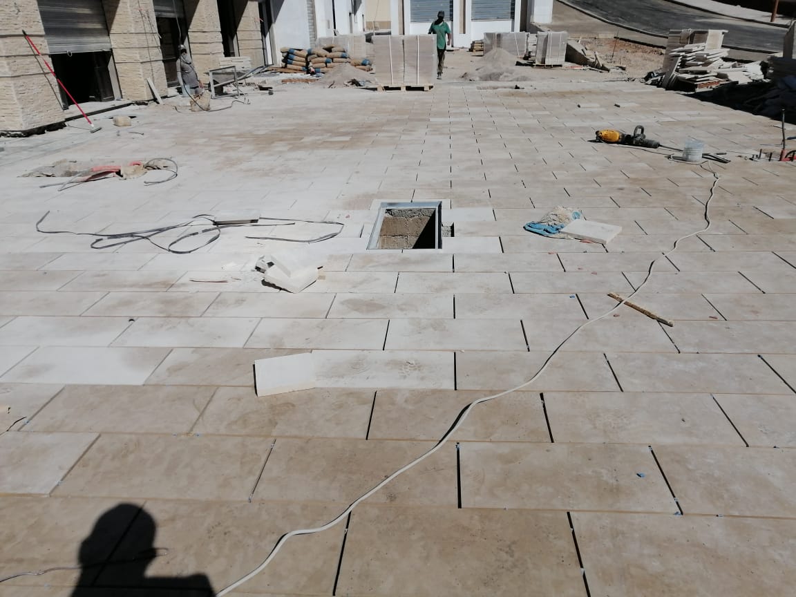 Pierre de Taza - Dallage au Sol