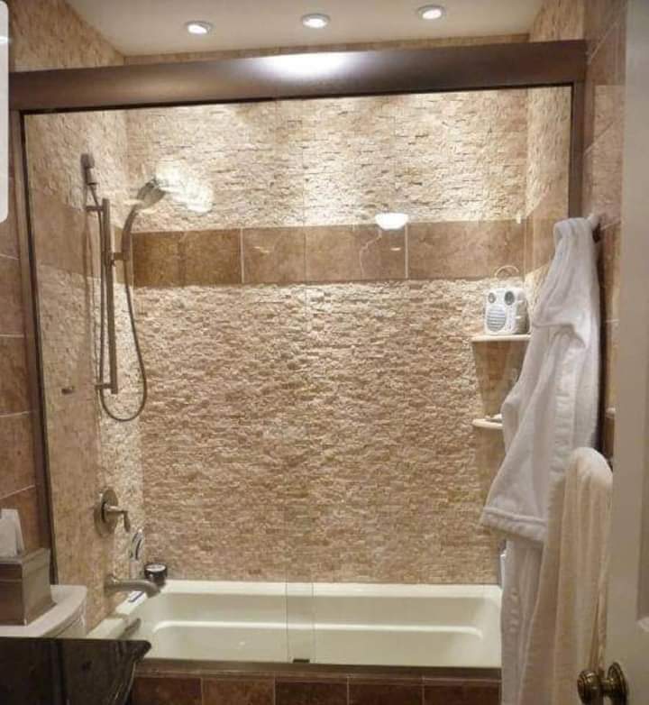 Pierre de Taza - Salle de Bains